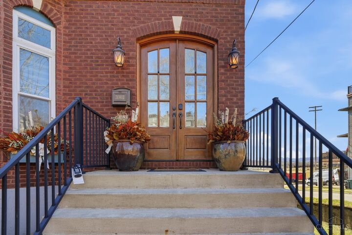 Property Photo: 3003 Riverside Drive OH 45226