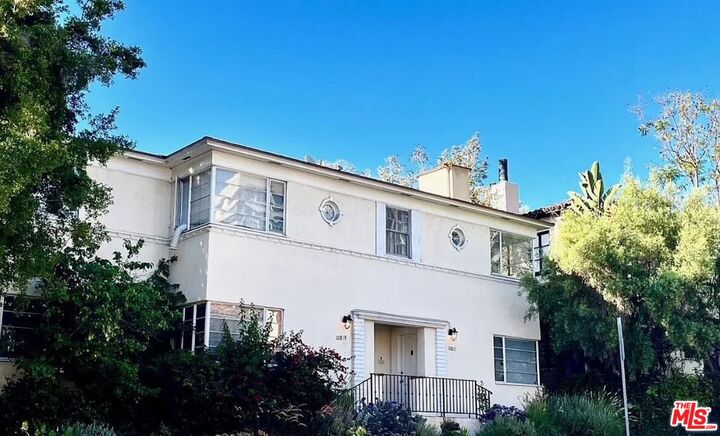 Property Photo:  10817 Lindbrook Dr  CA 90024 