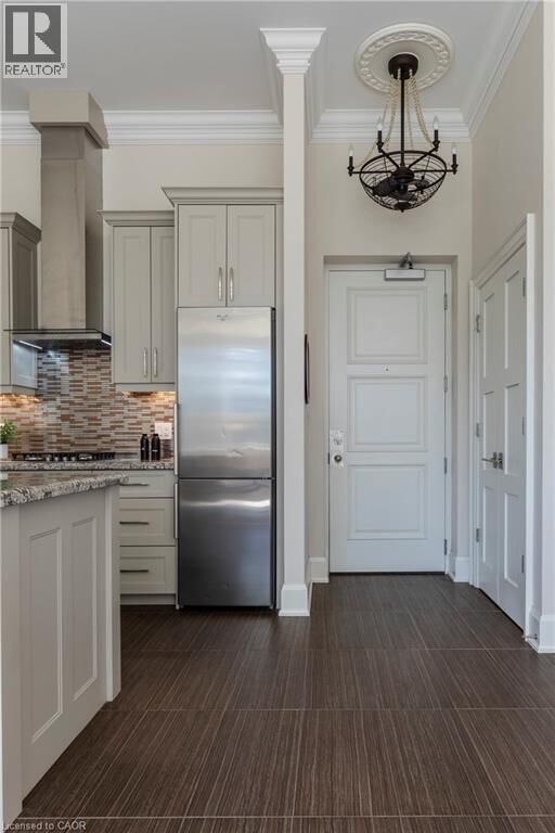 Property Photo:  397 King Street West 207  ON L9H 1W9 