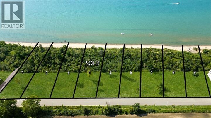 7031 Blue Coast Heights — photo 1