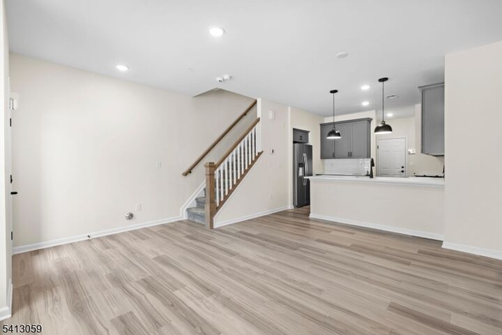 Property Photo:  2 Sadie Cir 2104  NJ 07083 