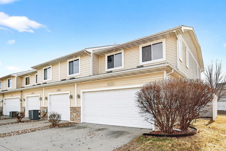 Property Photo:  8601 Westown Parkway 7101  IA 50266 