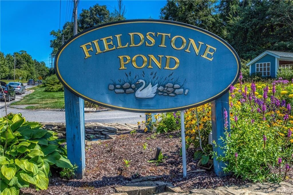 Property Photo:  1107 Somerset Knoll  NY 10509 