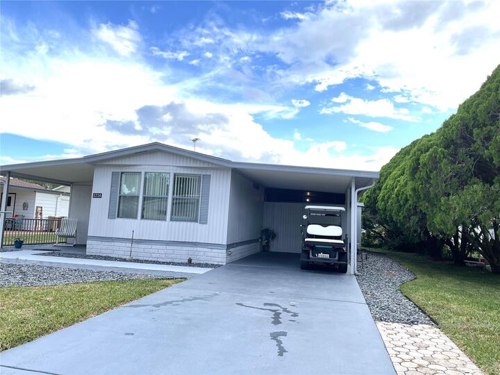 Property Photo: 1214 Dustin Drive FL 32159