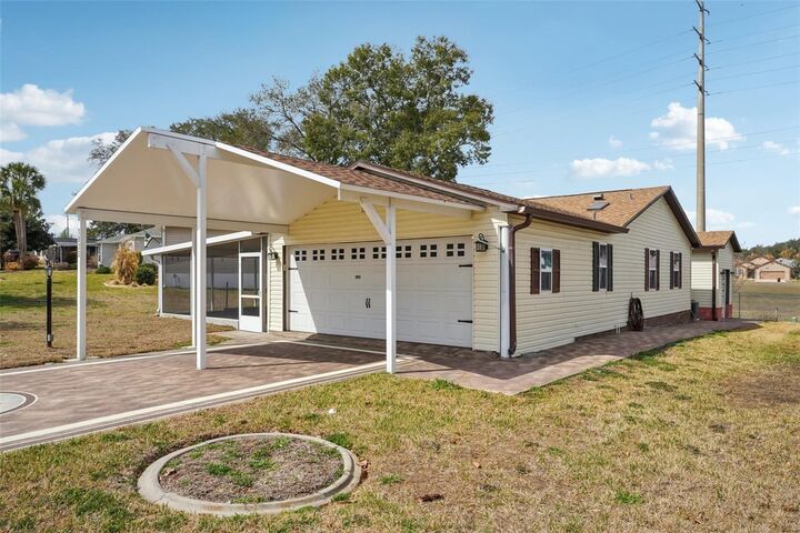 Property Photo:  1833 W Schwartz Boulevard  FL 32159 