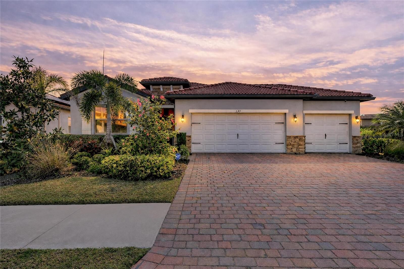 Property Photo:  277 Villoresi Boulevard  FL 34275 