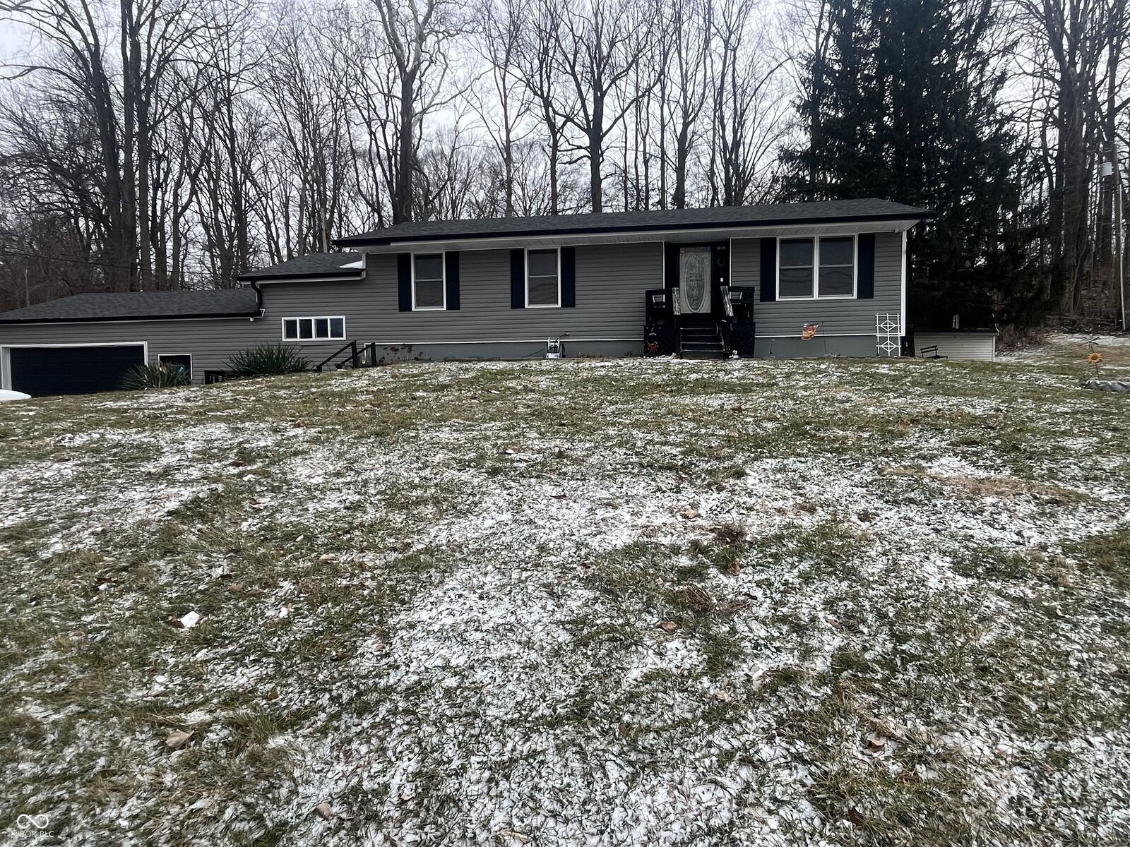 Property Photo:  8525 N Waverly Park Road  IN 46151 