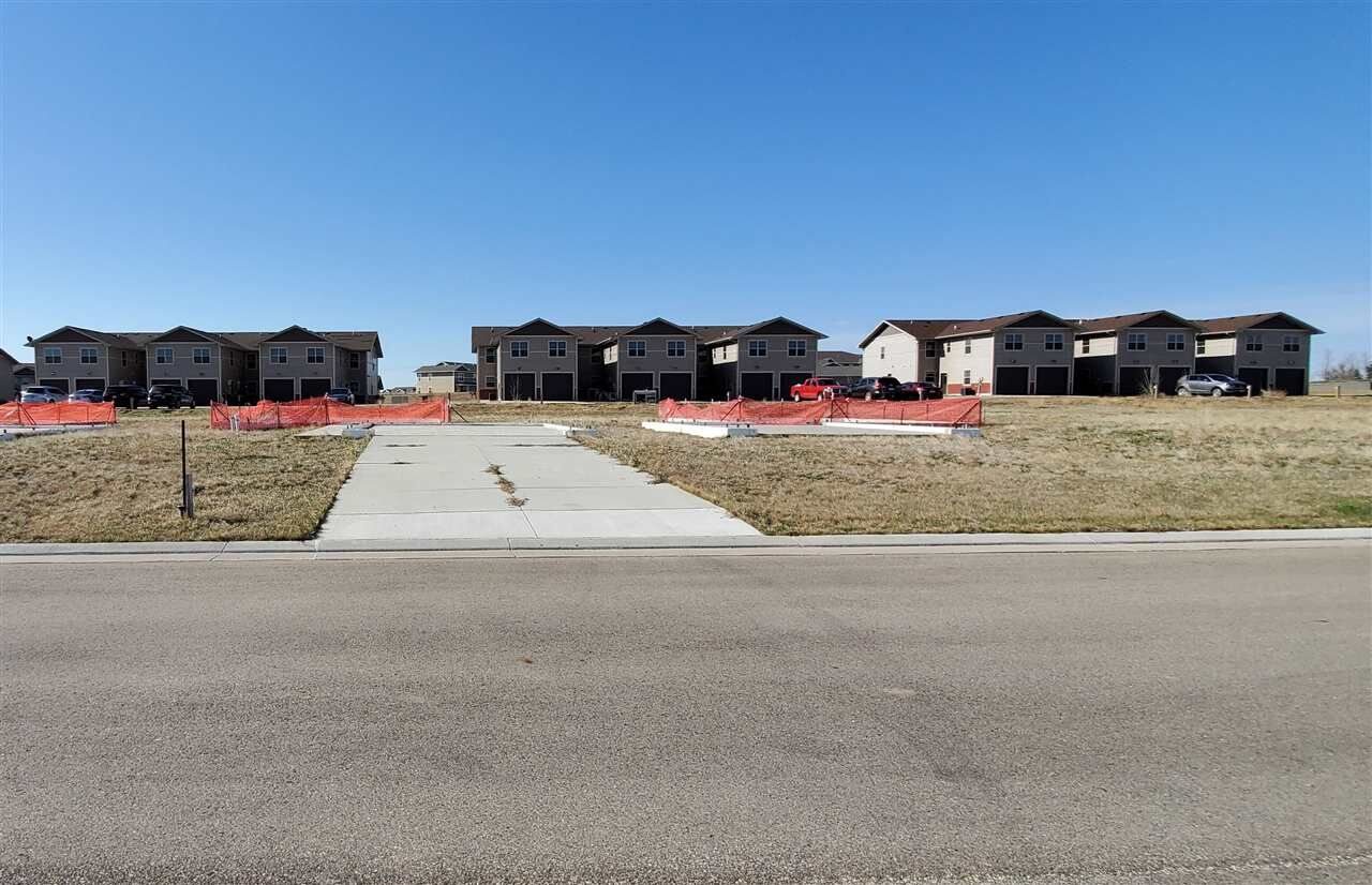 Property Photo:  452 14th St Block 52 Lot 17  ND 58852 