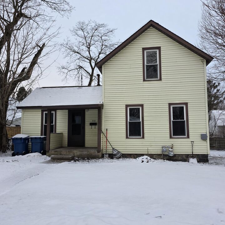 Property Photo:  519 S Union Street  MI 49420 
