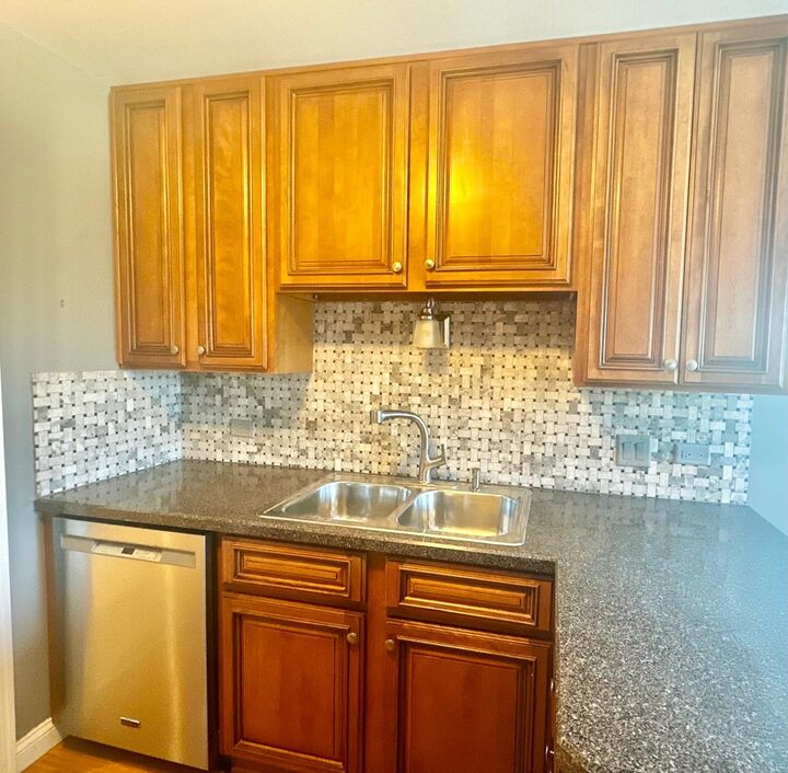 Property Photo: 575 Greystone Lane A2 IL 60090