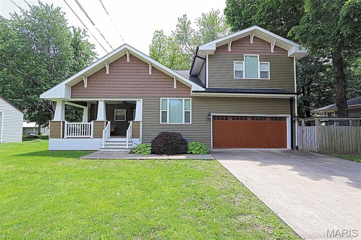 Property Photo:  121 Missouri Street  MO 63736 