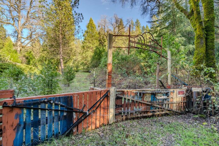 Property Photo:  18200 Old River Road  CA 95629 