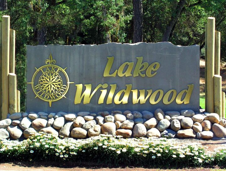 Property Photo:  17572 Long Branch Court  CA 95946 