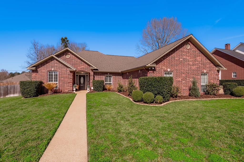 Property Photo: 3619 Lawson Parkway TX 75965