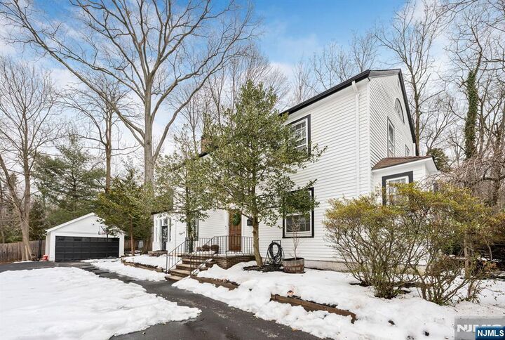 Property Photo:  215 Brinckerhoff Court  NJ 07631 