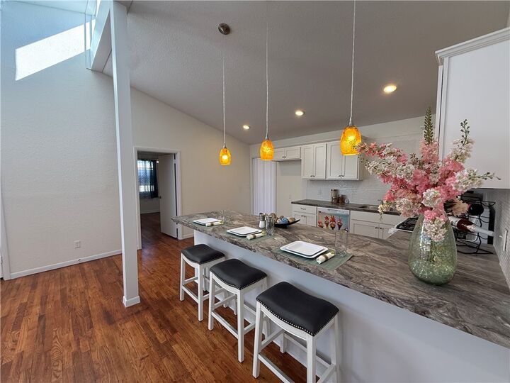 Property Photo:  1406 W Olive  AR 72756 