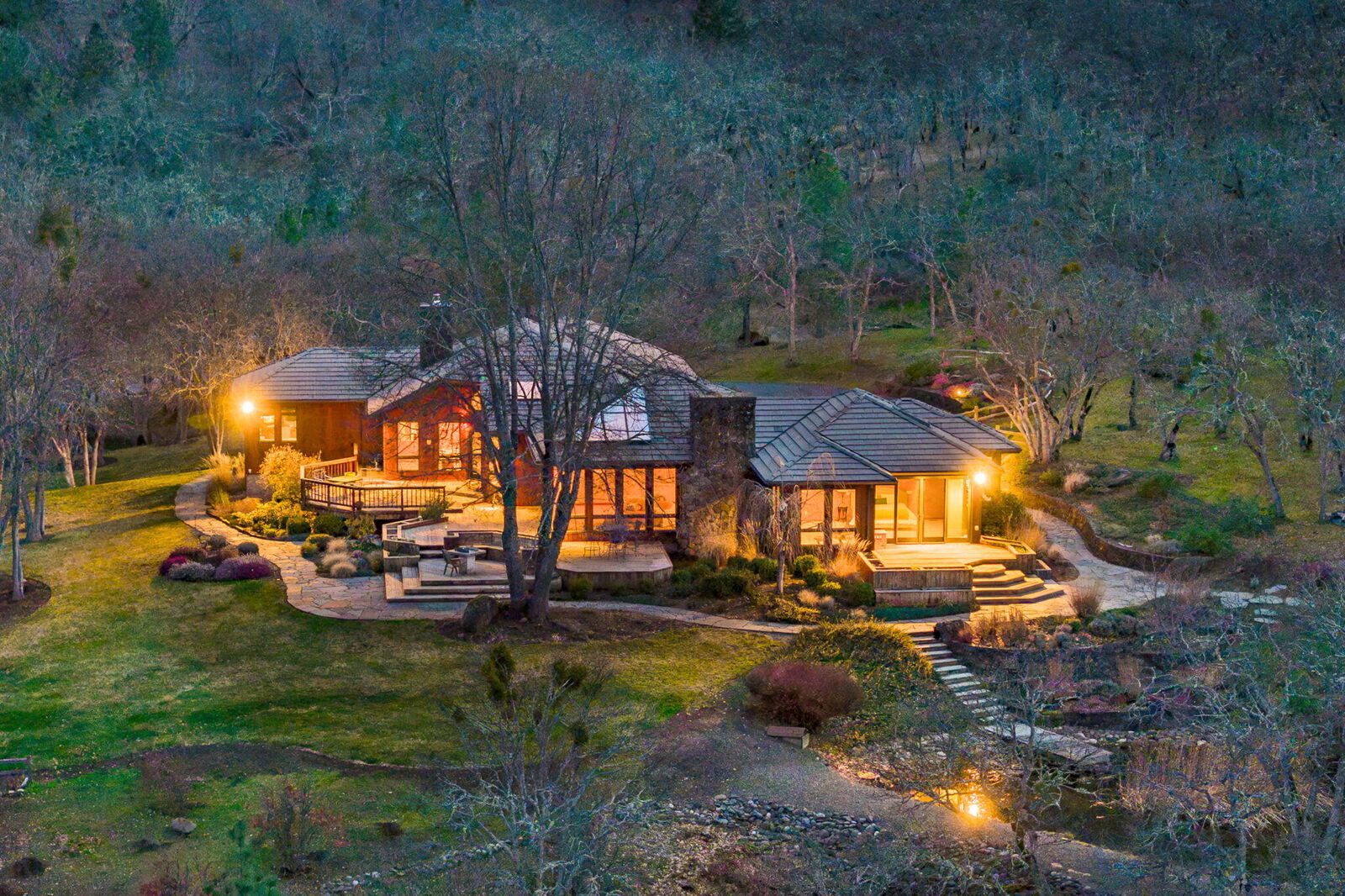 Property Photo:  178 Meadow Oaks Drive  OR 97520 