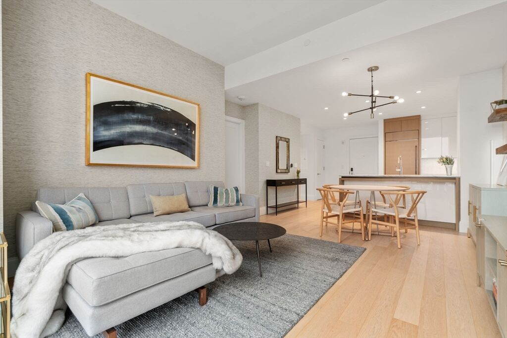 Property Photo:  380 Harrison Ave Ph2m  MA 02118 