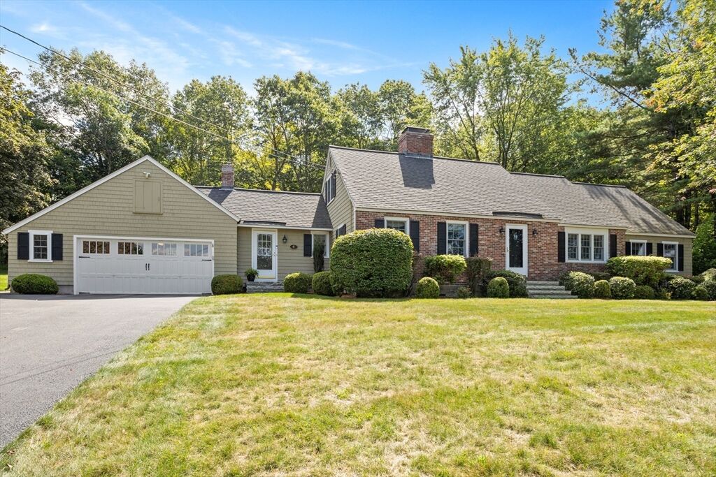 Property Photo: 4 Heywood Rd MA 01886