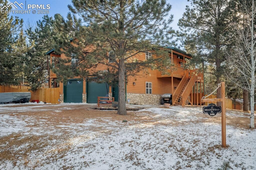 Property Photo:  21 Shadowood Place  CO 80863 