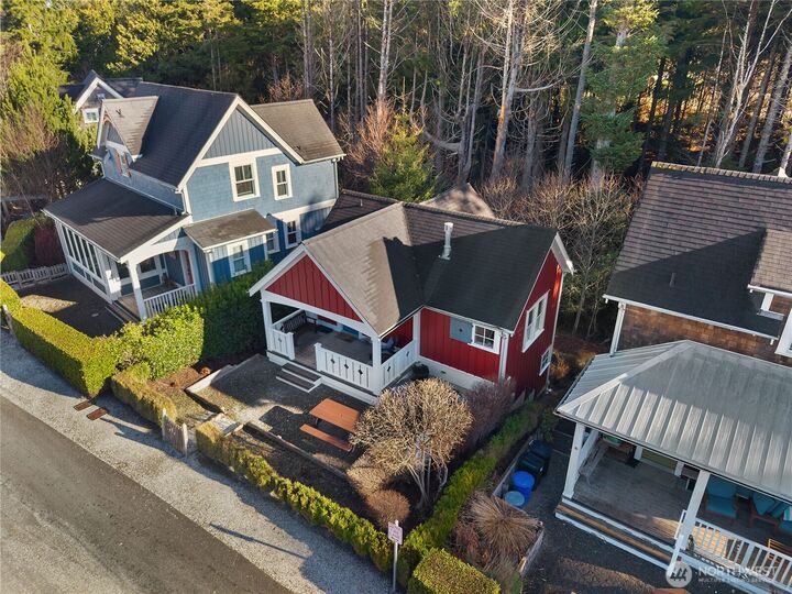 Property Photo:  73  Sellwood Lane  WA 98571 
