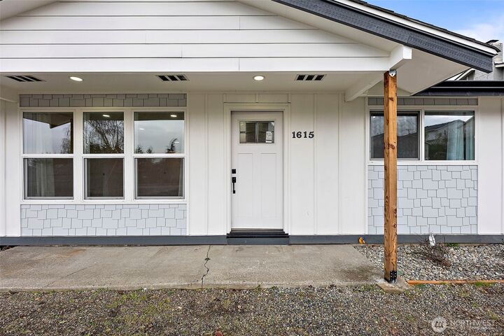 Property Photo:  1615 S 84th Street  WA 98444 