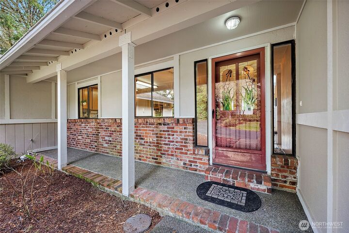 Property Photo: 8875 Banner Road SE WA 98367