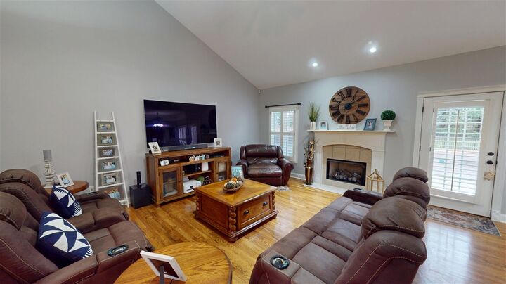 Property Photo:  796 Mandarin Avenue  KY 42104 