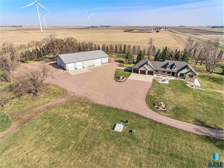 Property Photo:  969 60th Ave  MN 56116 