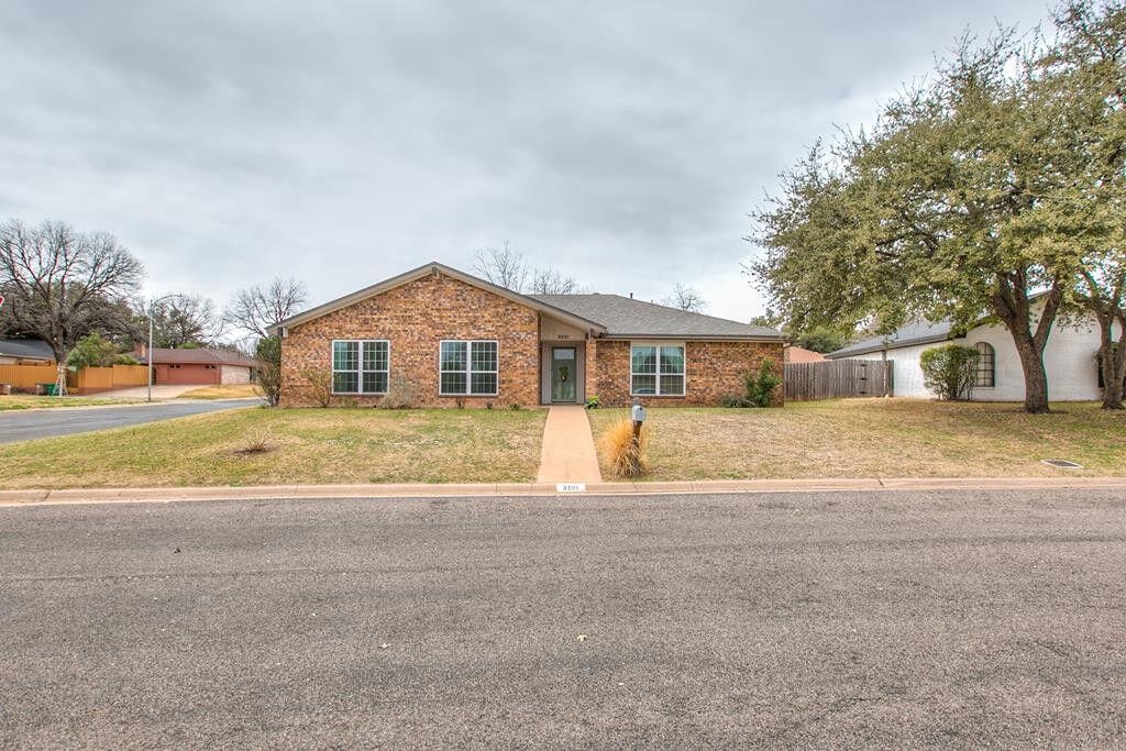 Property Photo:  3201 Timber Ridge Drive  TX 76904 