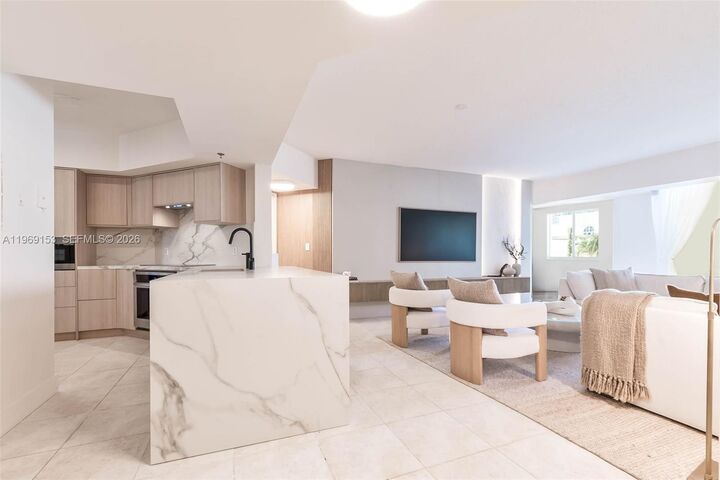 Property Photo:  145 Jefferson Ave 432  FL 33139 