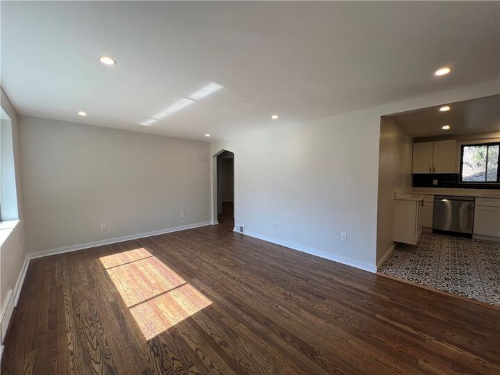 Property Photo: 658 Fort Couch Road PA 15241