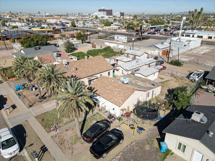 Property Photo:  2916 E Monroe Street  AZ 85034 