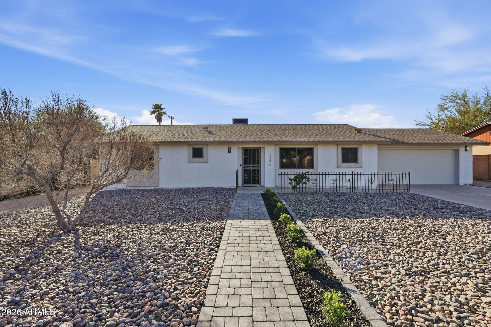 Property Photo: 1336 S Cactus Road AZ 85119