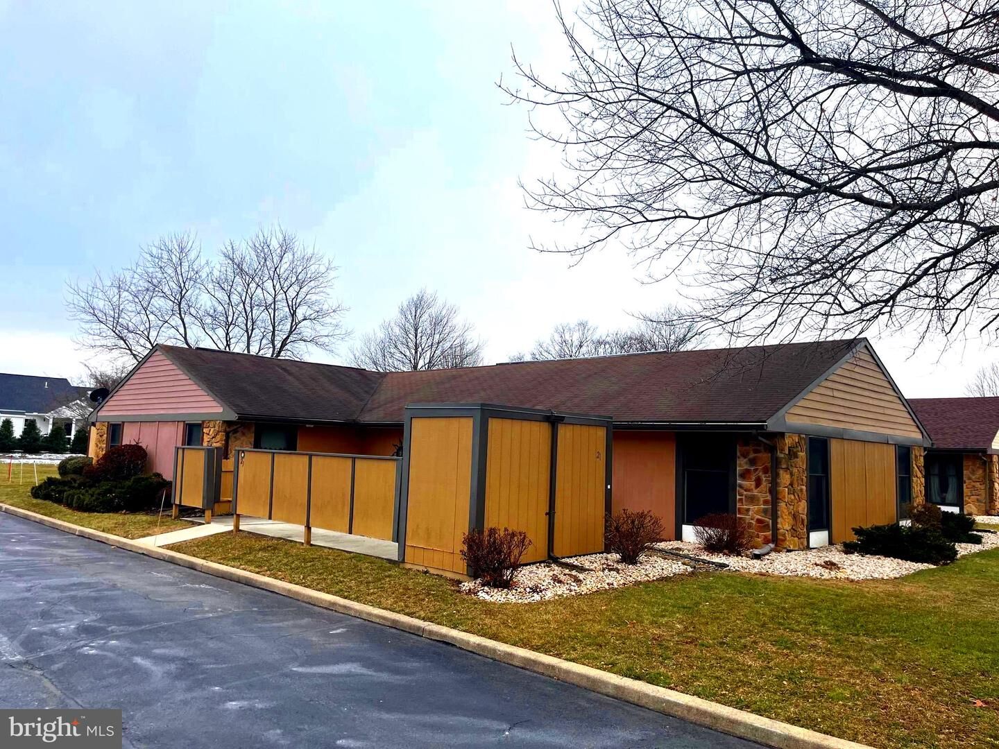 Property Photo: 21 Abbey Court PA 17015