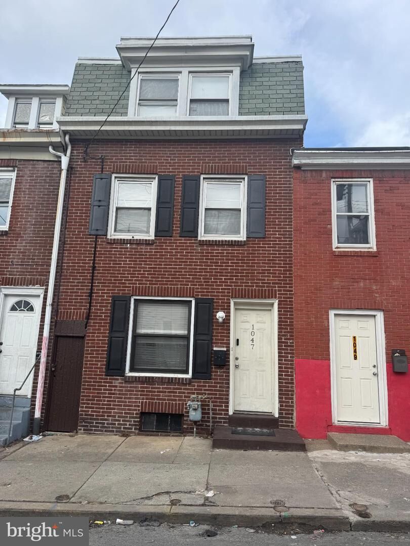 Property Photo:  1047 Cotton Street SE  PA 19602 