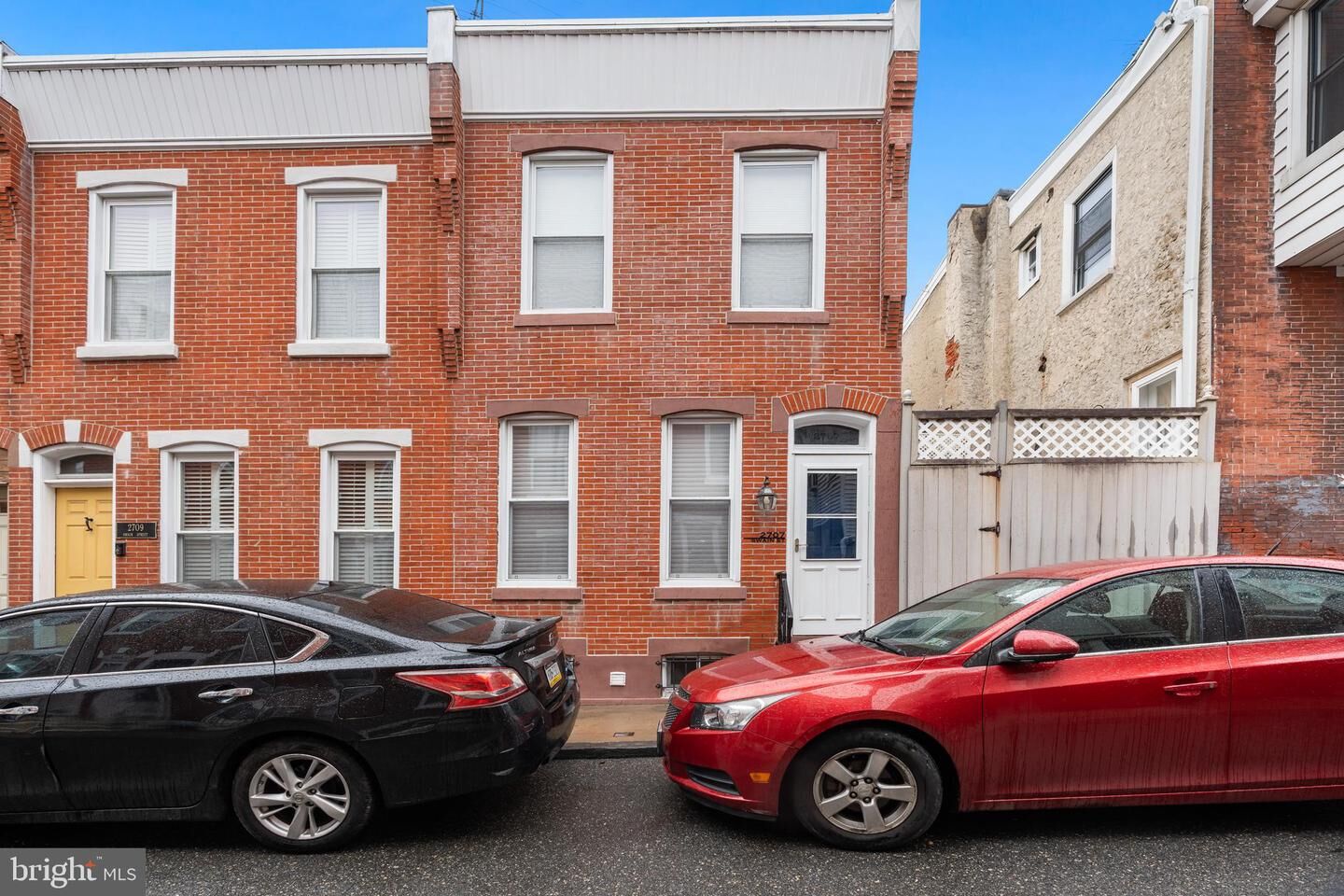 Property Photo:  2707 Swain Street  PA 19130 