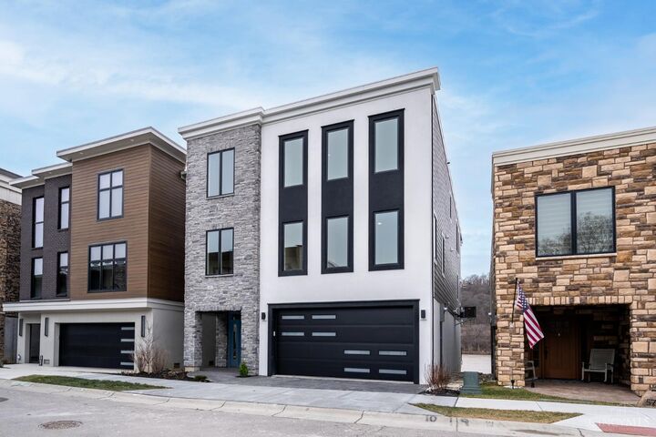 Property Photo: 5751 Sanctuary Place OH 45230