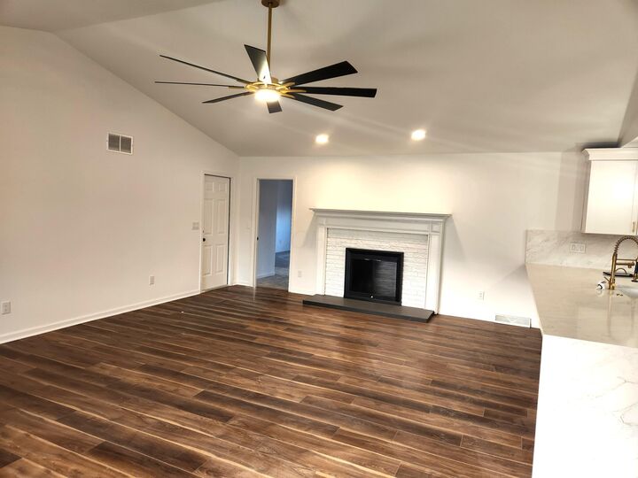 Property Photo: 237 Lockville Road OH 43147