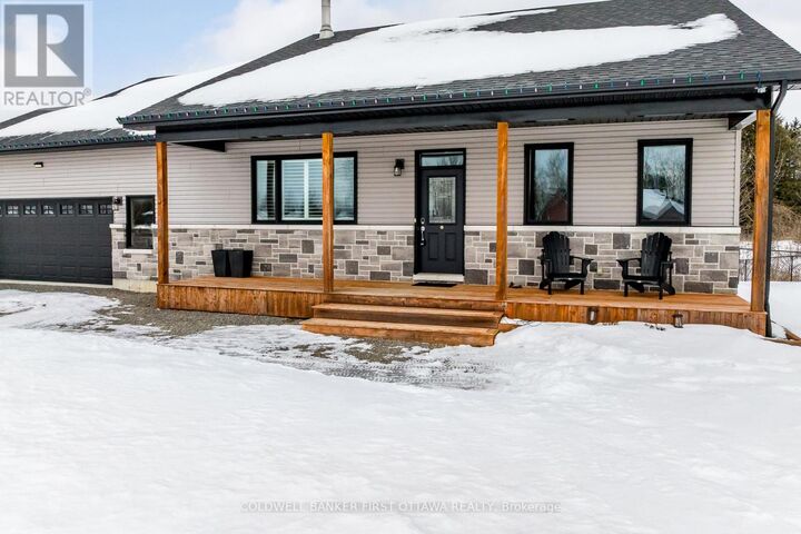 Property Photo:  120 Stirling Crescent  ON K0G 1J0 