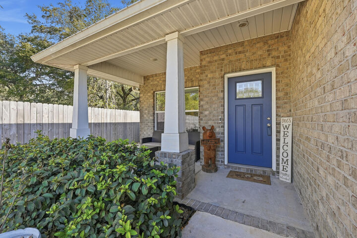 Property Photo:  1463 Cat Mar Road  FL 32578 