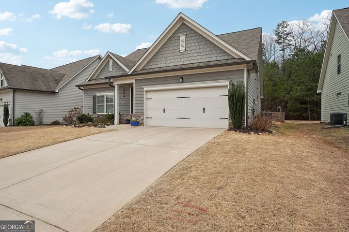 Property Photo:  370 Flowing Trail  GA 30534 