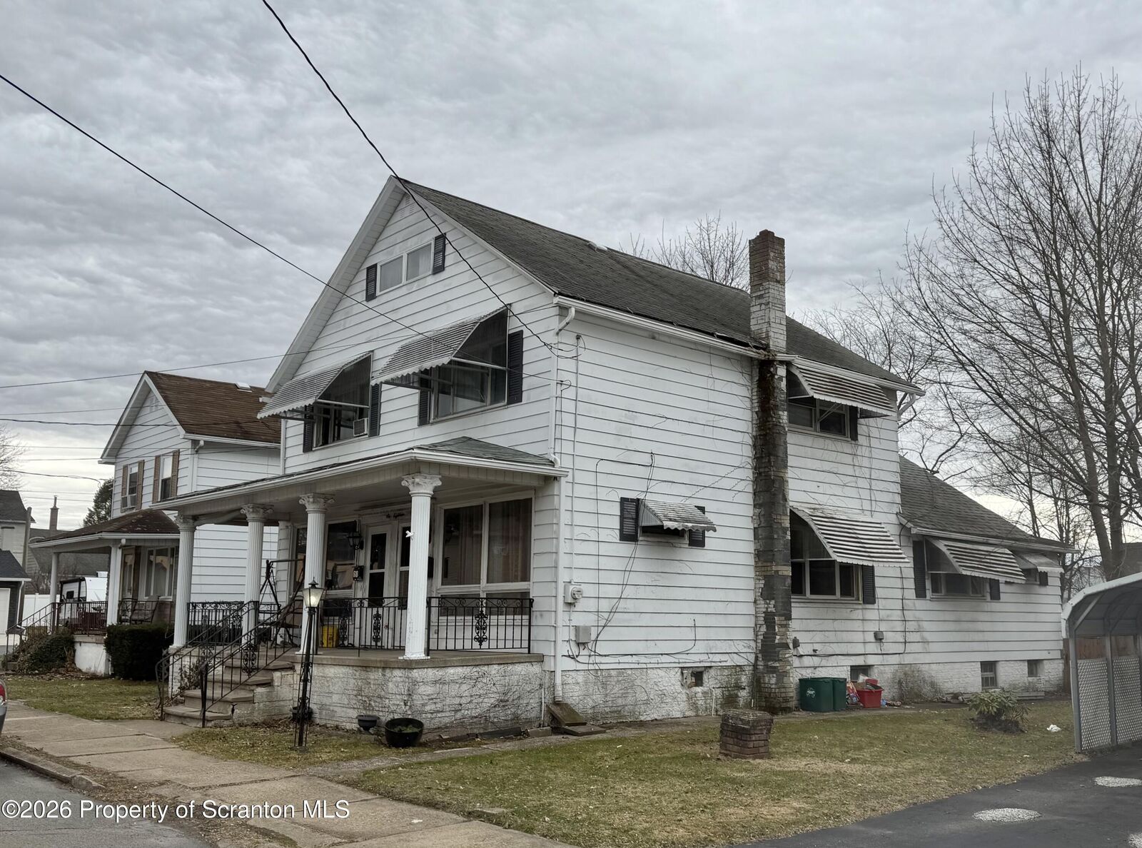 Property Photo:  618-620 Maple Street  PA 18518 