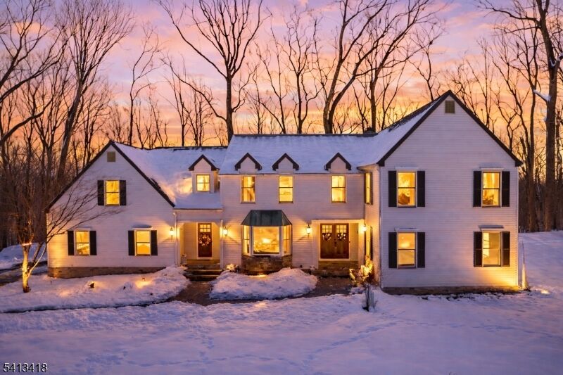 Property Photo:  31 Warren Cutting  NJ 07930 