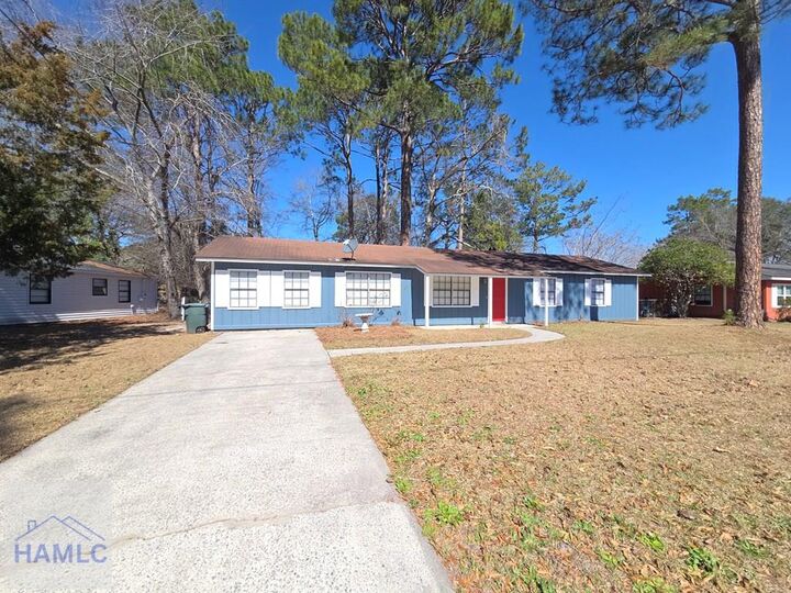 Property Photo:  706 Pineview Court  GA 31313 
