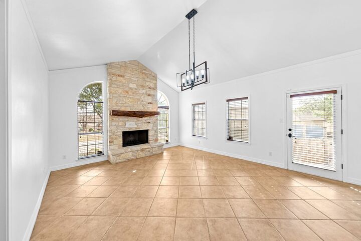 Property Photo:  144 E St Andrews Loop  TX 78028 