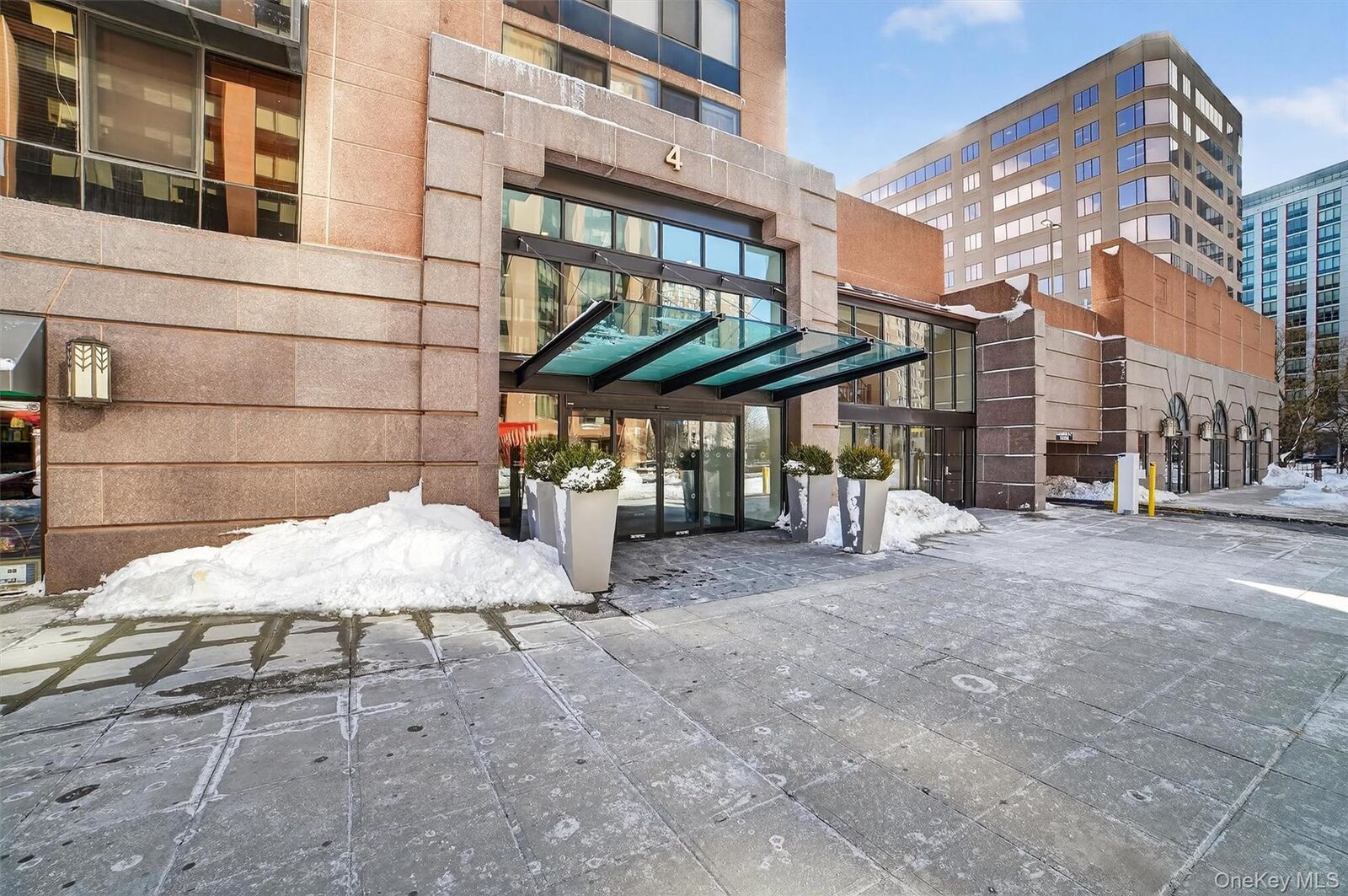 Property Photo:  4 Martine Avenue 612  NY 10606 