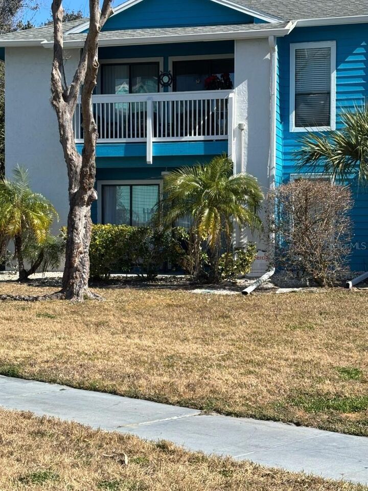 Property Photo:  455 Alt 19 S 94  FL 34683 