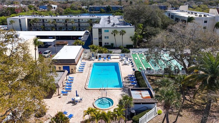 Property Photo:  11485 Oakhurst Road 206  FL 33774 