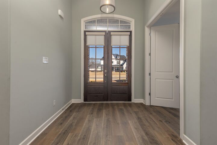 Property Photo:  1157 Mountain Side Dr  TN 38017 